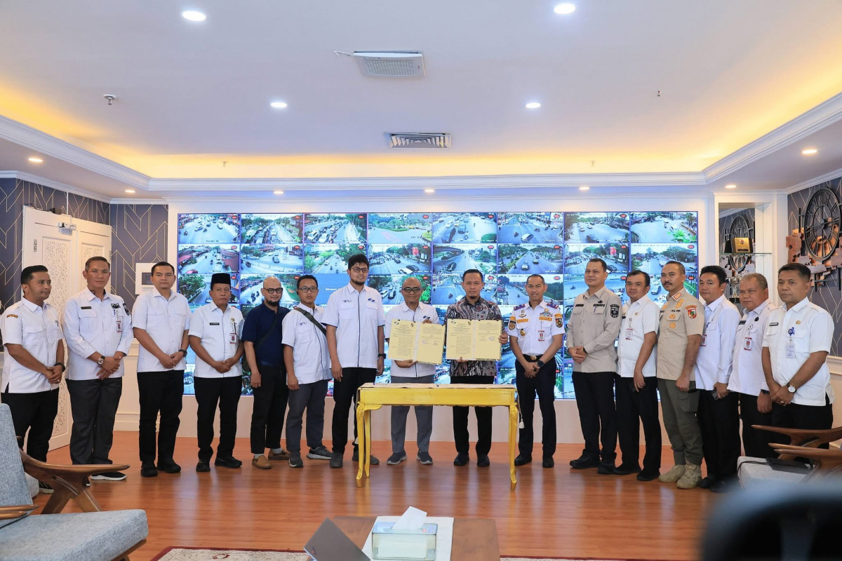 Wali Kota Pekanbaru Resmi Luncurkan Program 1.000 WiFi Gratis